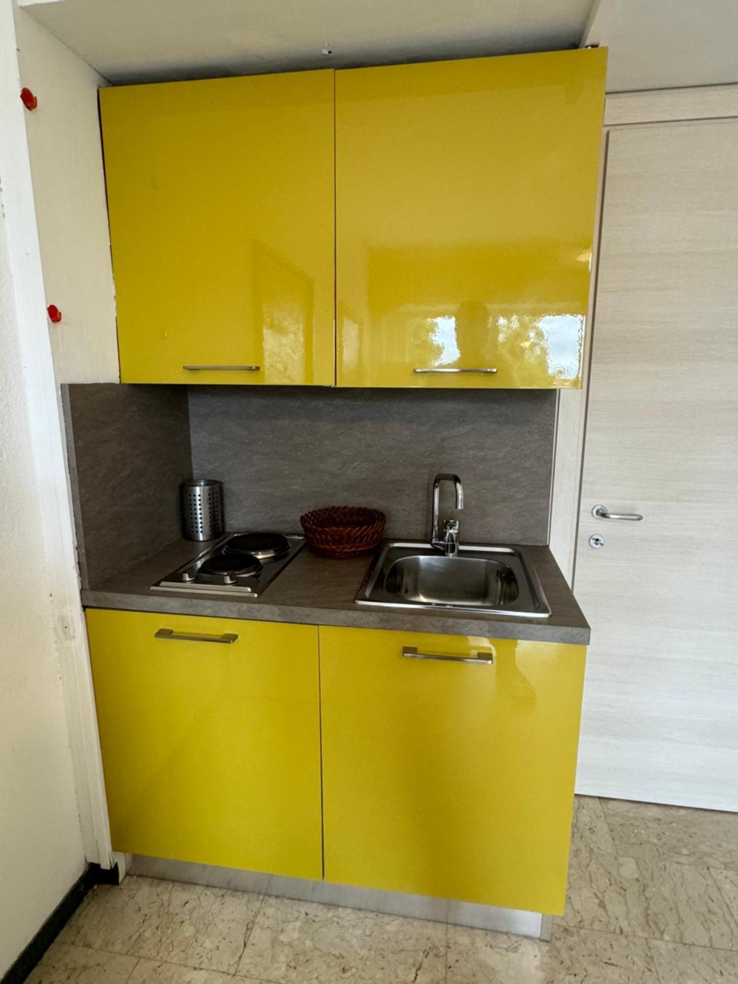 Tirrenia Beach House - Sea Front With Private Beach سانريمو المظهر الخارجي الصورة