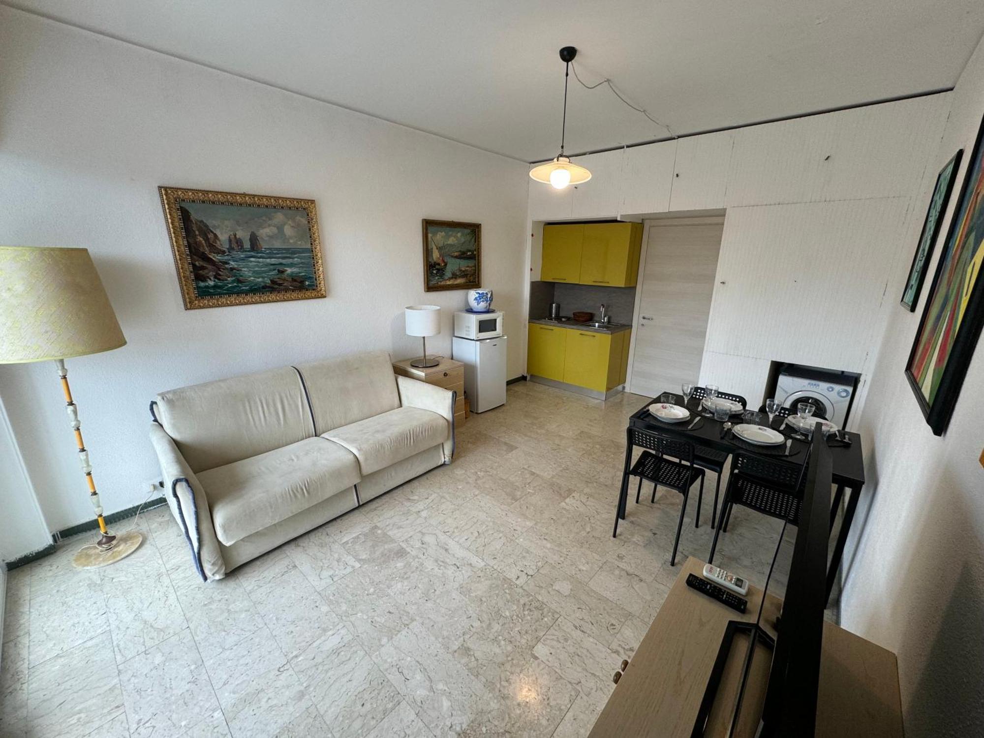 Tirrenia Beach House - Sea Front With Private Beach سانريمو المظهر الخارجي الصورة